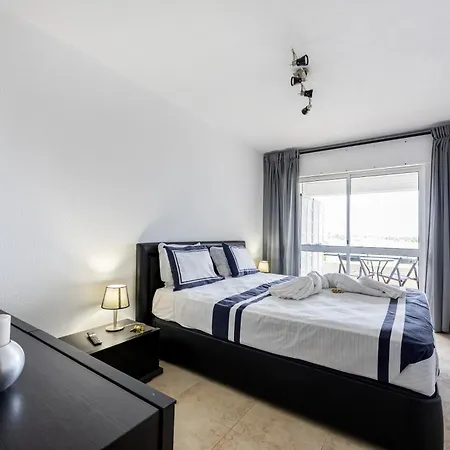 Pera & Pool - Silhueta Citadina Appartement Armação de Pêra